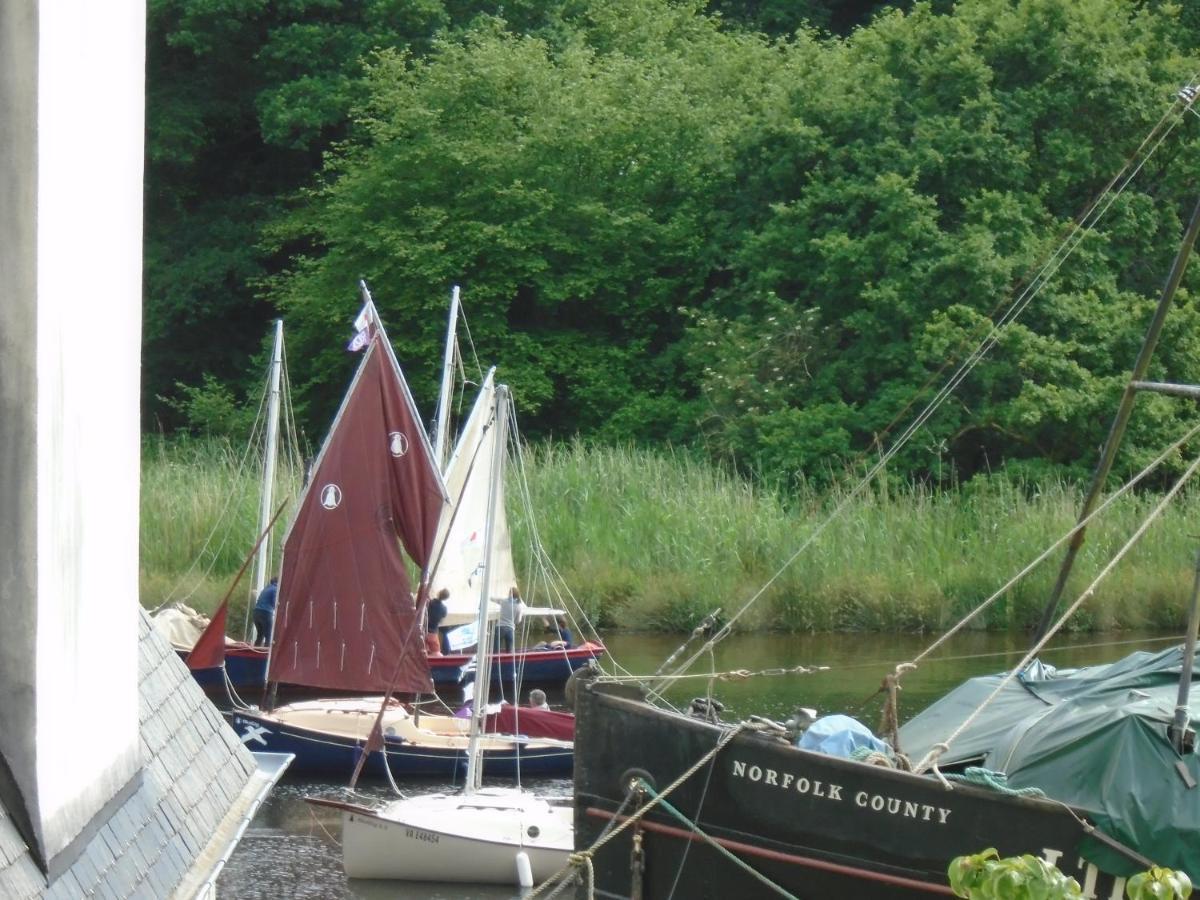 Crew Quarters Port Launay Châteaulin Екстериор снимка